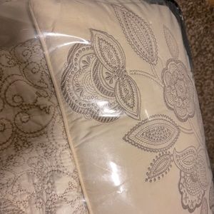 King size comforter, with matching, throw pillow